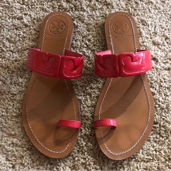 Tory Burch Shoes - Tory Burch toe ring sandals